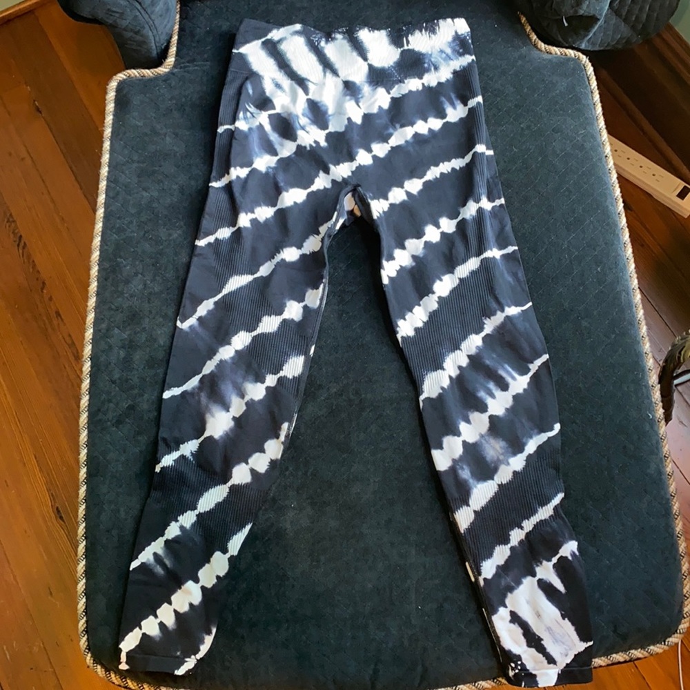 Victoria's Secret Pink Leggings Size L
